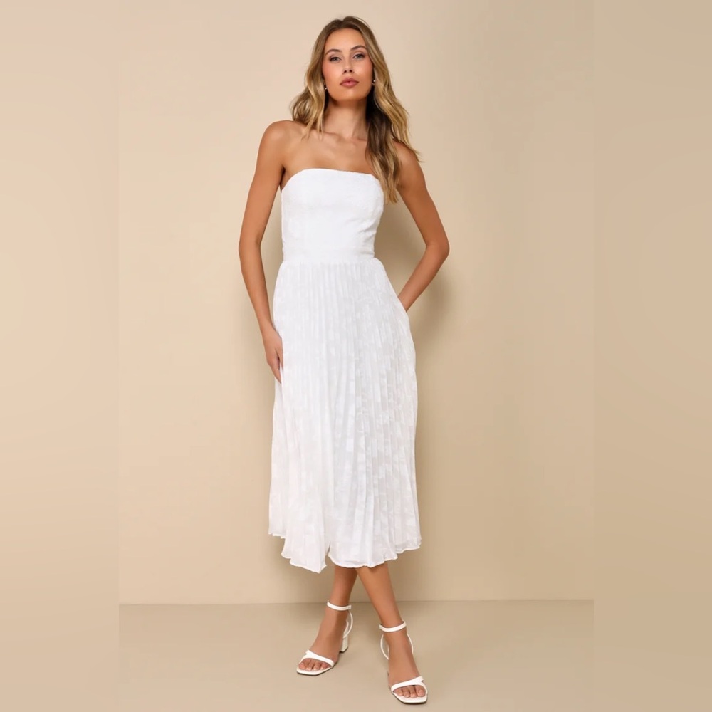 Lulu’s Perfectly Stunning Ivory Jacquard Strapless Pleated Midi Dress- NWOT XL
